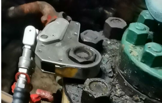 WREN Hydraulics | Applications of Hydraulic Wrenches in Oilfield Equipment